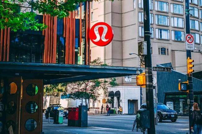 lululemon，要靠中国中产拯救了？